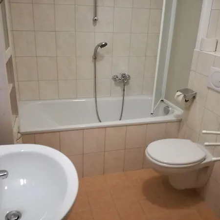 Himler Apartment Stumm